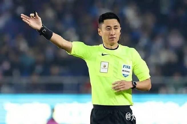 马宁出任阿拉伯杯决赛第四官员，周飞担任候补助理裁判