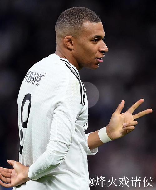 姆巴佩7分钟内戴帽，逼近C罗梅西的欧冠纪录！皇马18岁天才崭露头角