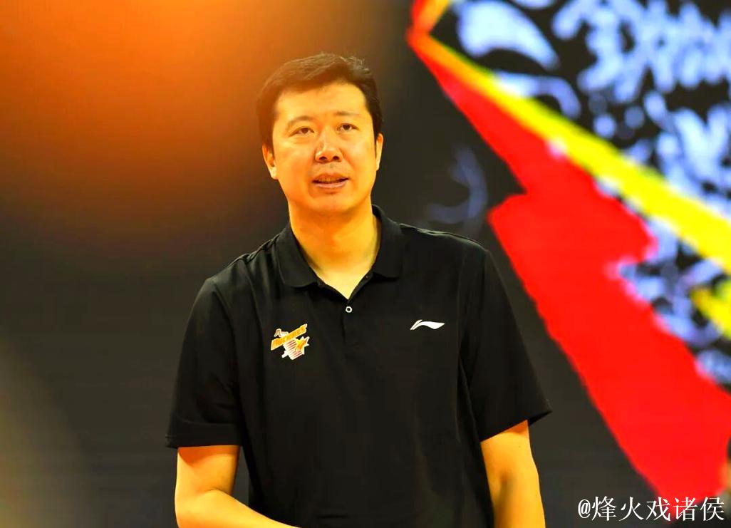 王治郅荣膺国际篮联篮球名人堂